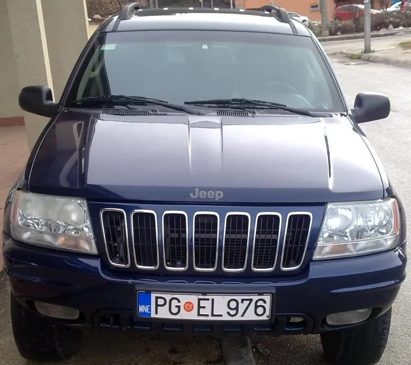 PRODAJEM GRAND CHEROKEE