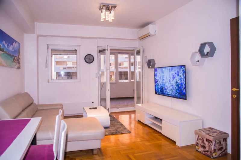 Stan na dan Niksic, jednosoban +38268880133