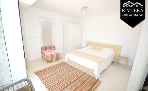 Studio apartman namjesten blizu mora