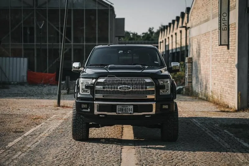 Ford F 150 PLATINUM
