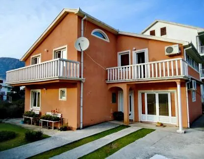 APARTMANI JABLAN