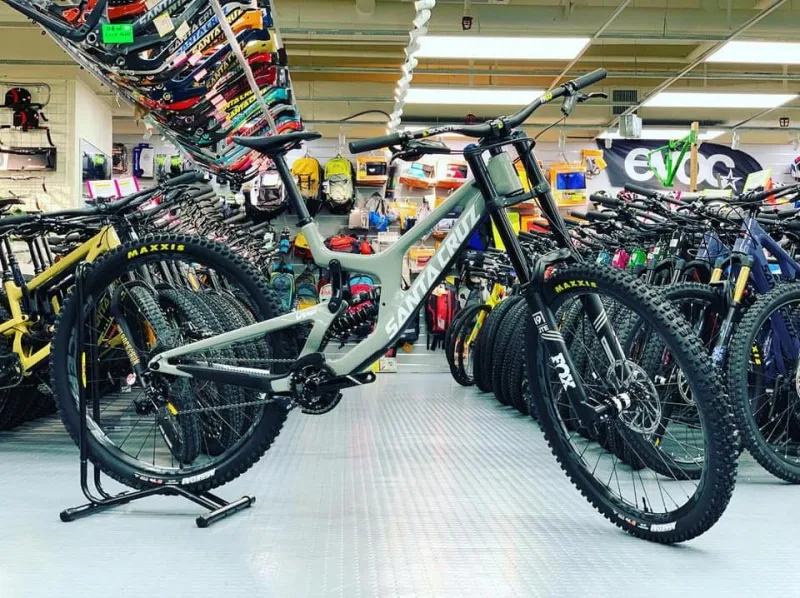 2019 Santa Cruz V10 CC 29