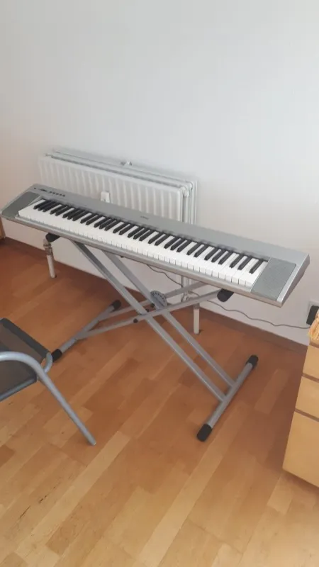 Elektricni klavir Yamaha MP30