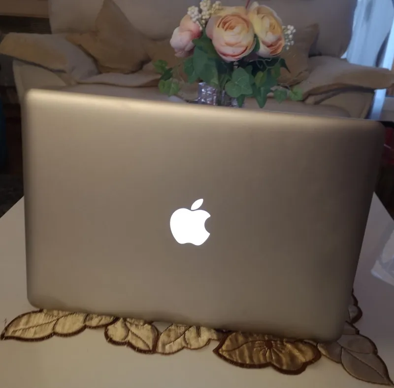 Prodajem MacPro