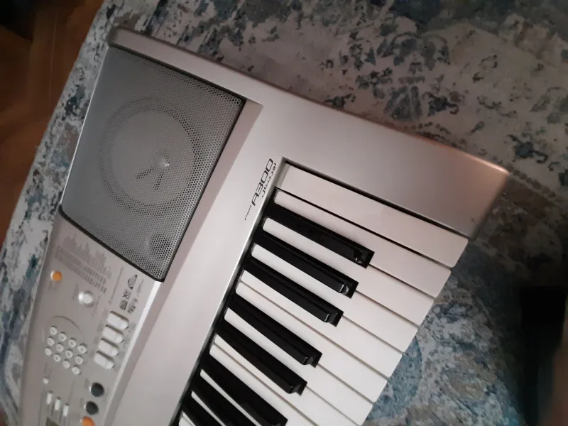 Prodajem klavijaturu Yamaha 