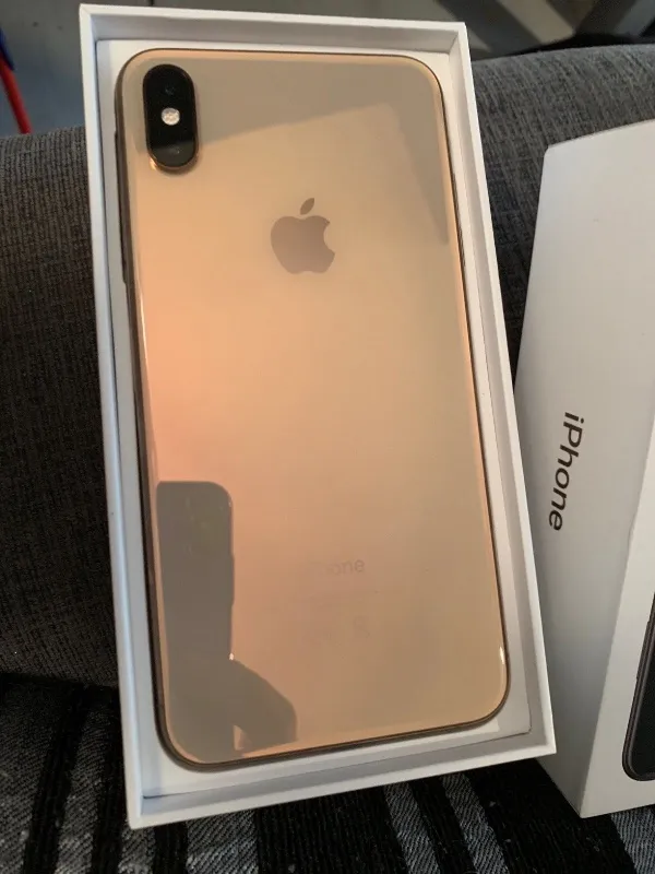 Apple iPhone XS 64GB = 400 EUR  ,iPhone XS Max 64GB = 430 EUR ,iPhone X 64GB