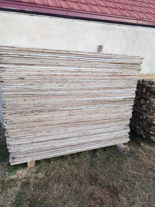 Prodajem Doku i Nosace -130 komada Doke i 100 komada Nosaca