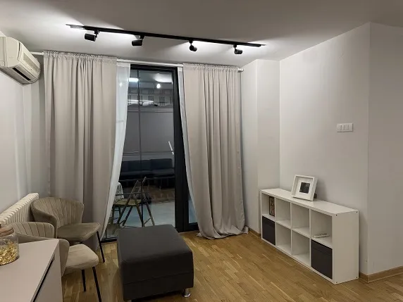 Izdaje se izuzetan,spojeni stan 2u1 90m2 Pančevo-Kotež 2