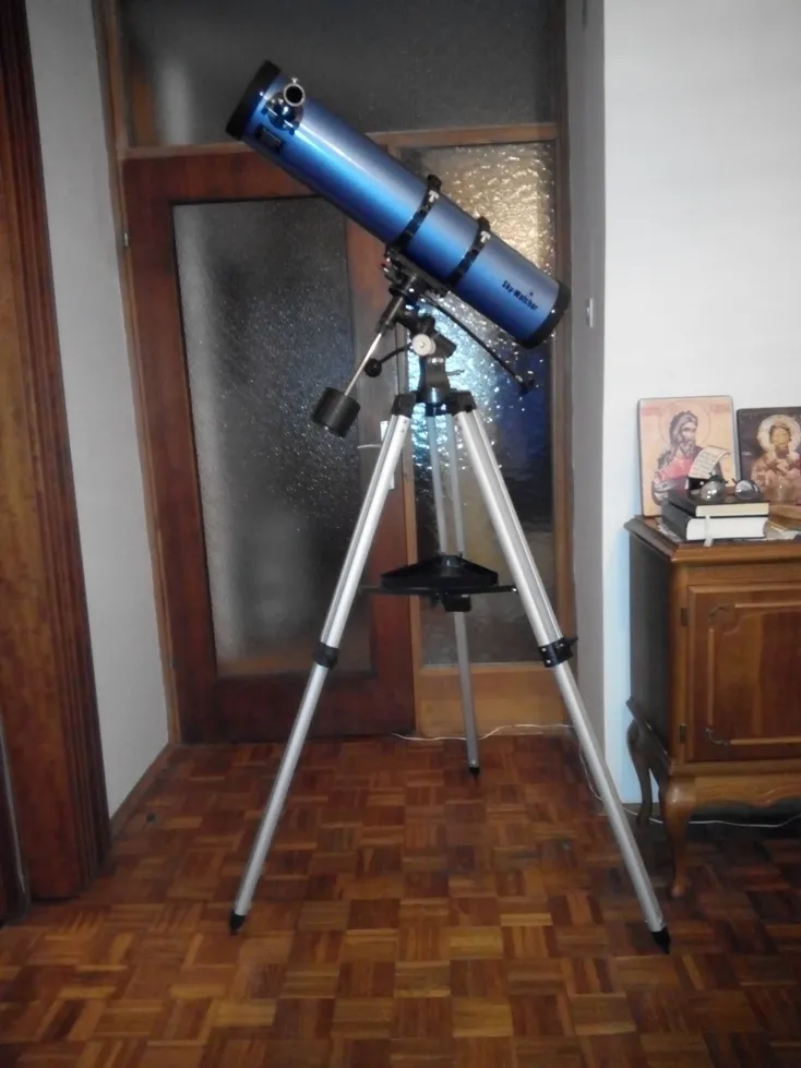 Prodajem Skywatcher teleskop