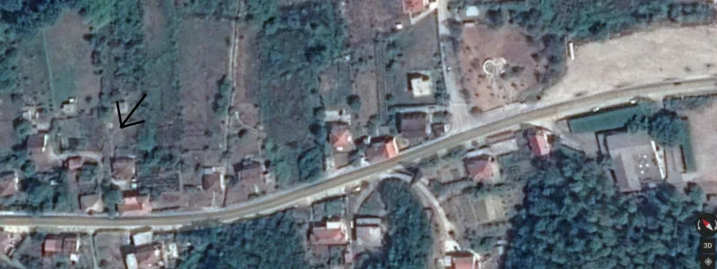 Prodajem plac sa kućom u Sutorini