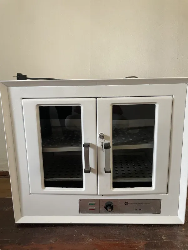 Prodajem sterilizator