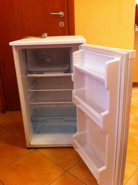Polovan, ispravan frizider LG, visine 85 cm
