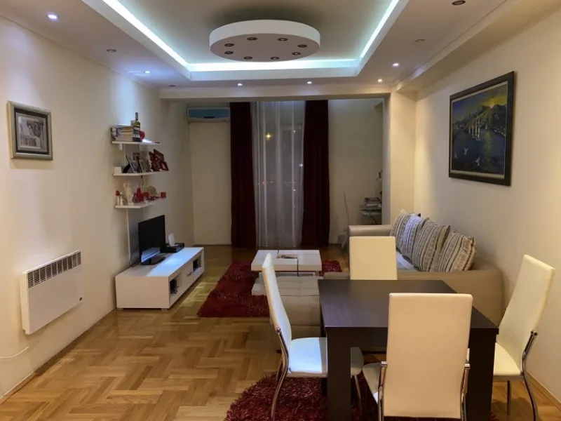 Prodajem jedosoban stan u City kvartu 62m3