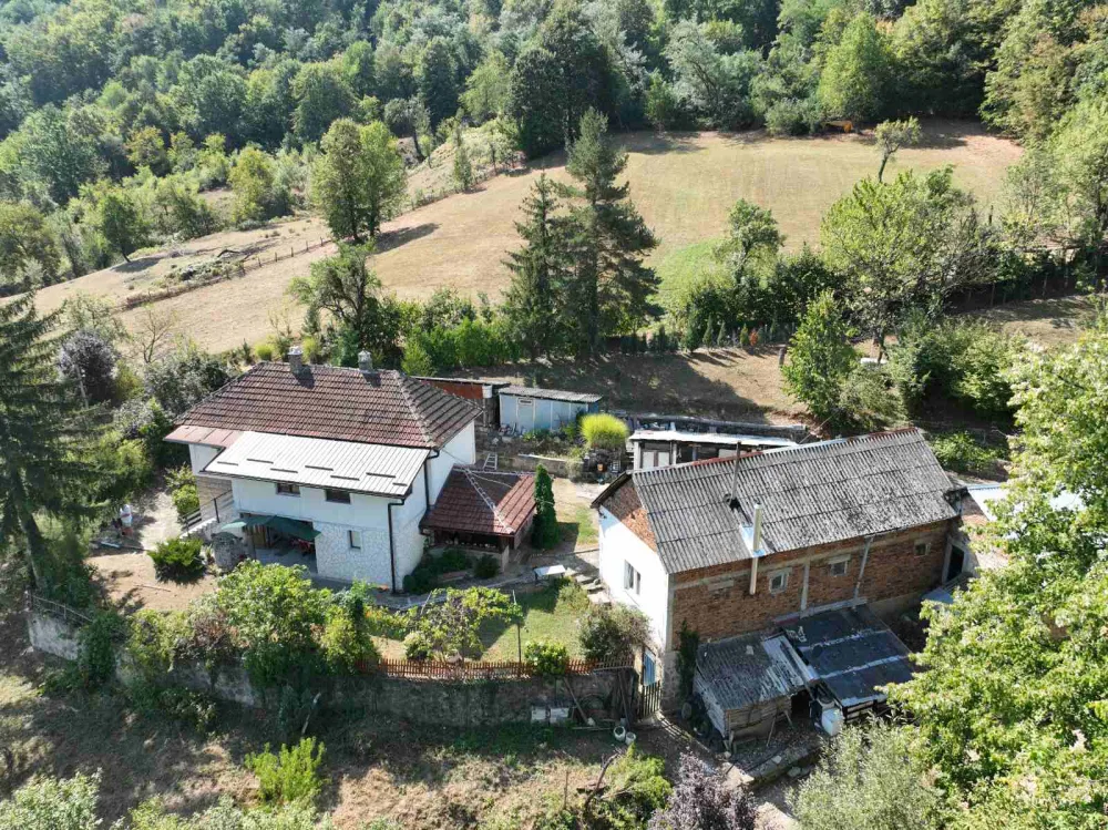 Prodajem imanje sa prirodnim izvorom Ljig -Dići