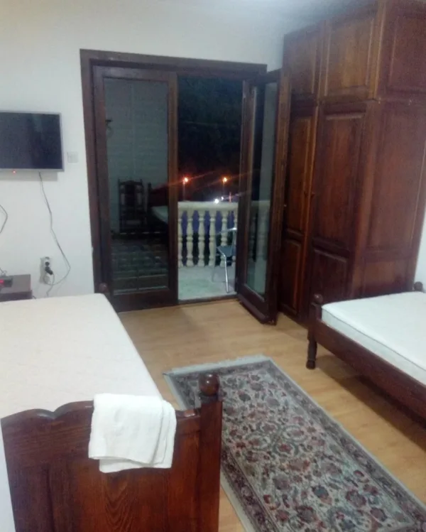Prodajemo 3 apartmana u Prolom Banja