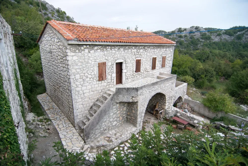 Ljubotinj (Cetinje) kuća